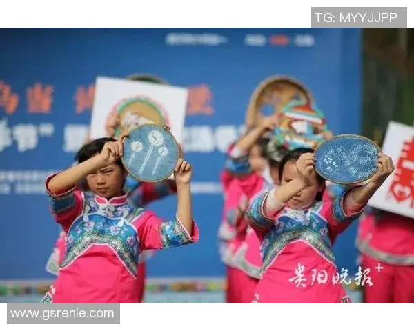 2025贵州羽协邀请赛庖汤长桌宴盛况空前助力赛事人气提升 2025贵州羽协邀请赛庖汤长桌宴盛况空前助力赛事人气提升